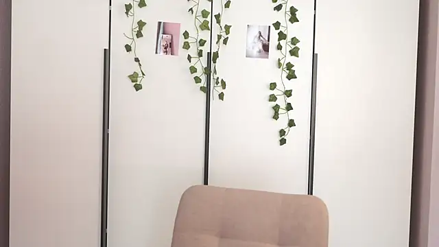 norakisses online show from 05/07/26, 04:29