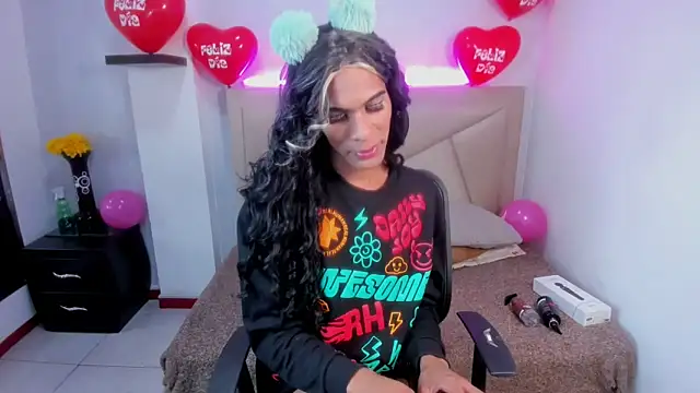 Strella ferrera online show from 02/15/25, 02:00