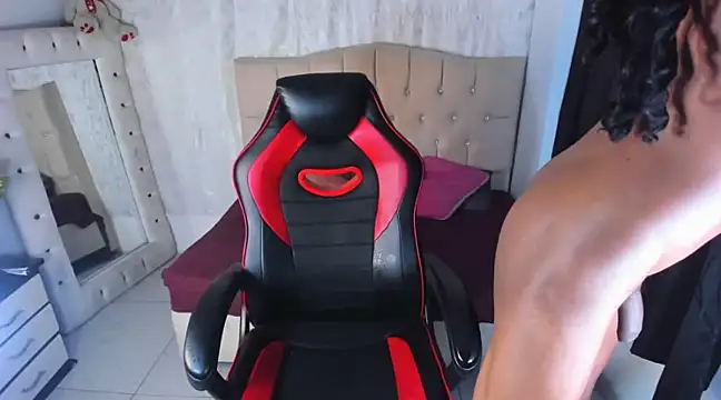 Strella ferrera online show from 02/25/25, 05:08