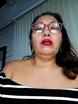 Snapshot of anniecoopeer chatting on 01/27/25, 12:37 anniecoopeer online show from 01/27/25, 12:37