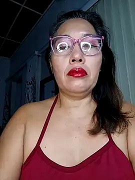 Snapshot of anniecoopeer chatting on 02/07/25, 11:23 anniecoopeer online show from 02/07/25, 11:23