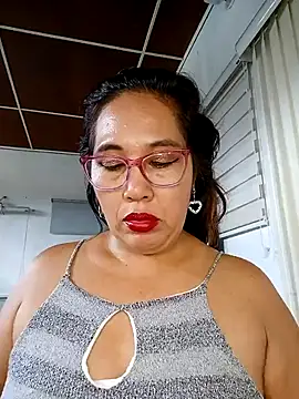 Snapshot of anniecoopeer chatting on 02/20/25, 03:30 anniecoopeer online show from 02/20/25, 03:30