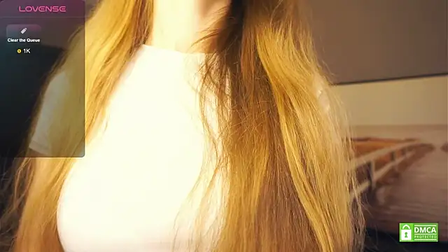 EsmaCarll online show from 09/14/25, 08:19