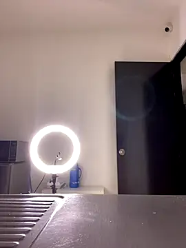 NairobiLee online show from 09/26/25, 09:57