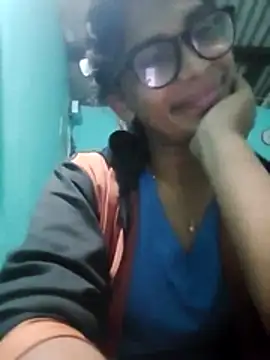 Snapshot of anusexygirl1 chatting on 03/05/26, 01:40 anusexygirl1 online show from 03/05/26, 01:40