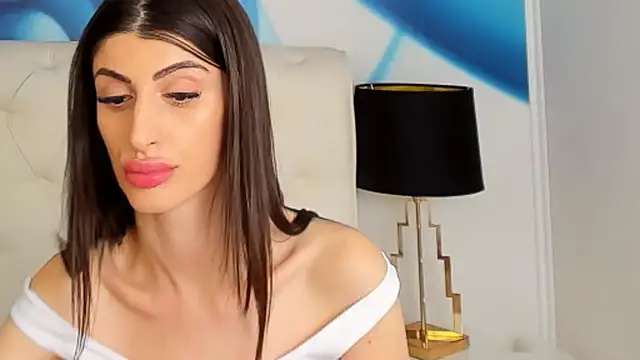 SkinnyDolly online show from 02/25/25, 12:25