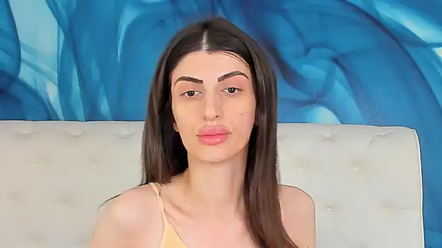 SkinnyDolly online show from 06/19/26, 03:33