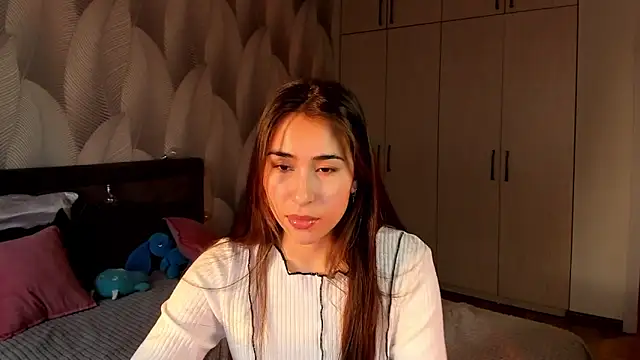 Bambiii bby online show from 11/01/25, 02:02