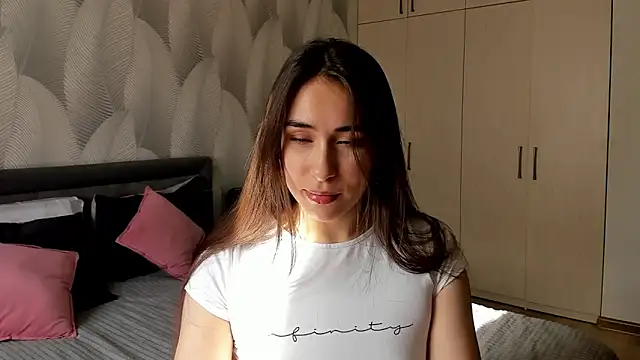 Bambiii bby online show from 04/28/26, 02:21
