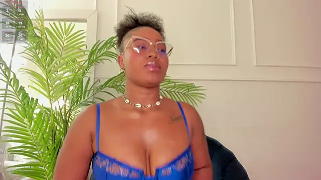 Abril Storm online show from 02/26/25, 08:33