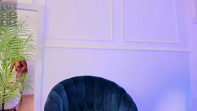 Abril Storm online show from 03/08/25, 09:18