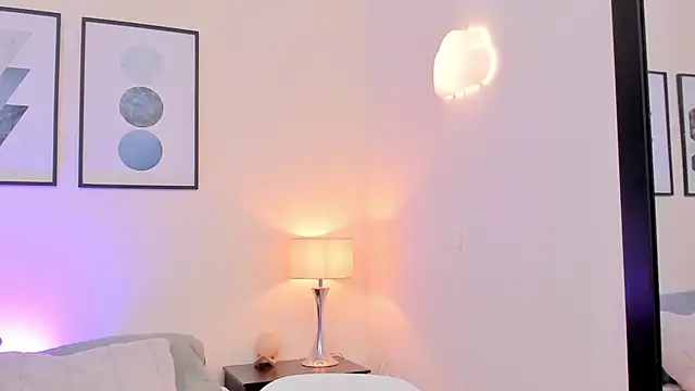 JulianaWaldo online show from 09/29/25, 02:55