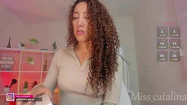 miss catalinaa online show from 01/20/25, 11:35