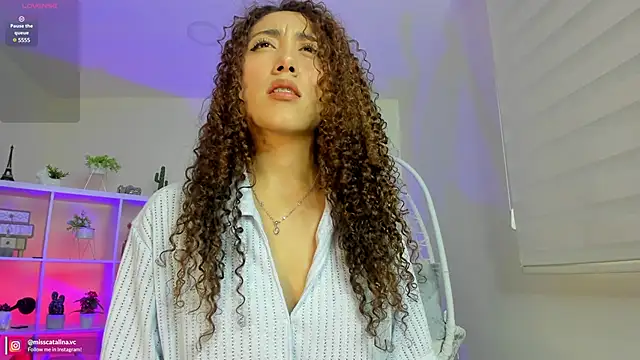 miss catalinaa online show from 03/18/25, 12:36