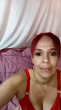 sthefania1710 online show from 04/30/26, 12:11