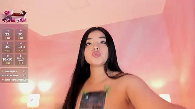 Snapshot of AuroraFiore chatting on 03/10/25, 01:45 AuroraFiore online show from 03/10/25, 01:45