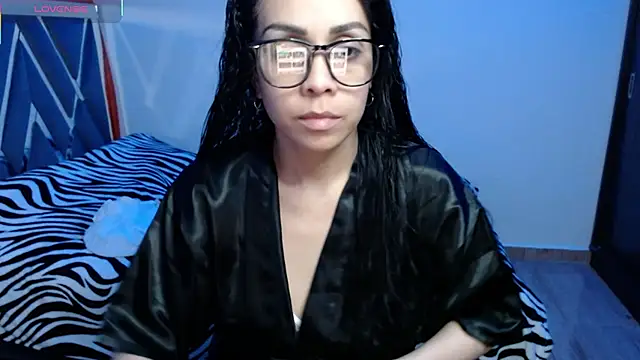 Snapshot of Amber_Lovely chatting on 09/29/25, 10:36 Amber Lovely online show from 09/29/25, 10:36