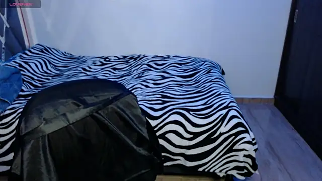 Snapshot of Amber_Lovely chatting on 10/07/25, 12:30 Amber Lovely online show from 10/07/25, 12:30