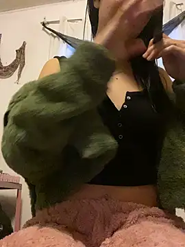 kittyprettybby online show from 07/16/26, 09:43