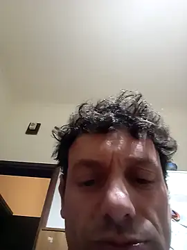 Snapshot of ReseeedDerision chatting on 09/14/25, 12:43 ReseeedDerision online show from 09/14/25, 12:43