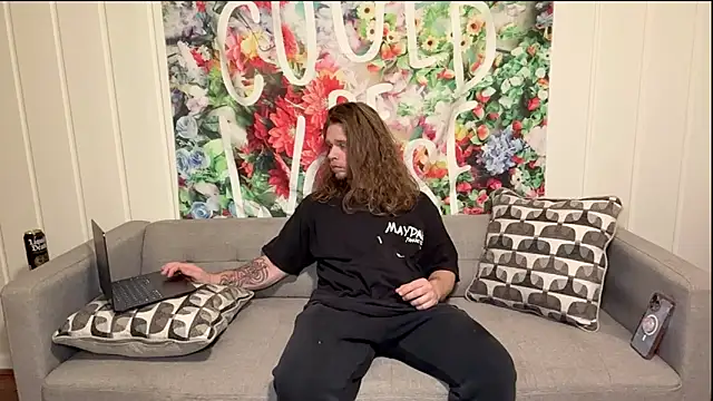 DaddydayDrinkzz online show from 05/19/26, 03:24