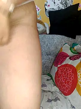 Snapshot of paula_thompson2 chatting on 02/18/25, 09:10 paula thompson2 online show from 02/18/25, 09:10