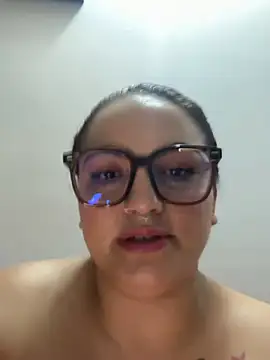 Snapshot of paula_thompson2 chatting on 02/20/26, 07:43 paula thompson2 online show from 02/20/26, 07:43