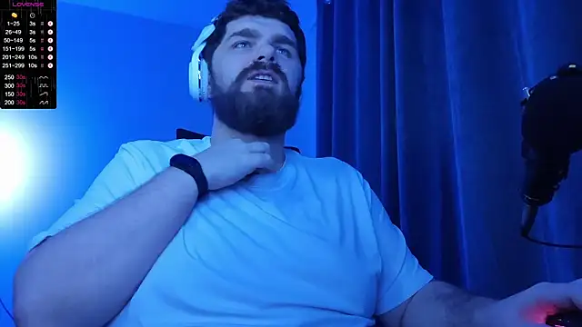 Snapshot of KingMarti chatting on 01/17/26, 02:49 KingMarti online show from 01/17/26, 02:49