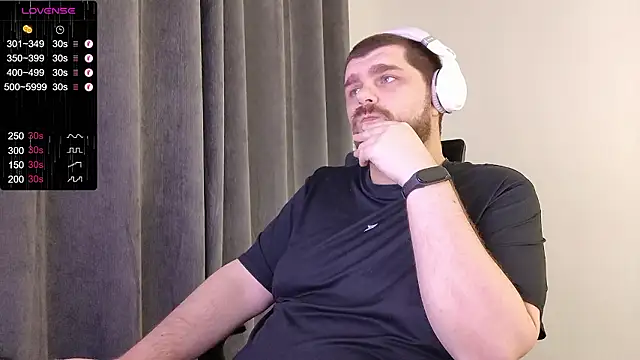 Snapshot of KingMarti chatting on 02/04/26, 12:38 KingMarti online show from 02/04/26, 12:38