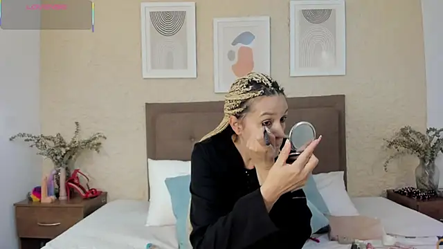 CarolinaGlamour online show from 10/01/25, 03:01