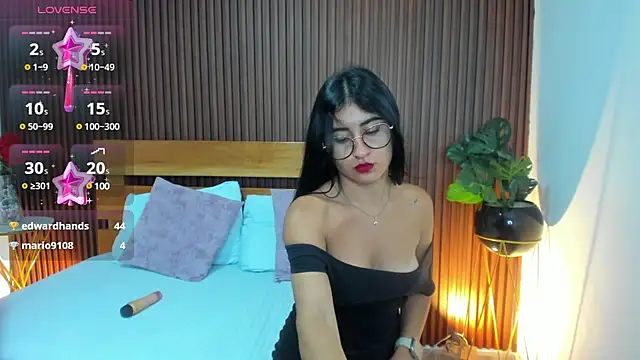 evelin leroy online show from 03/21/25, 03:13