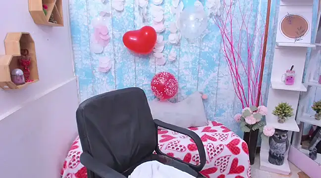 Snapshot of Diana_serna chatting on 02/14/25, 02:54 Diana serna online show from 02/14/25, 02:54