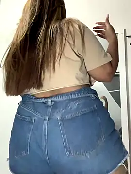 Snapshot of Evabigass chatting on 12/02/24, 08:44 Evabigass online show from 12/02/24, 08:44