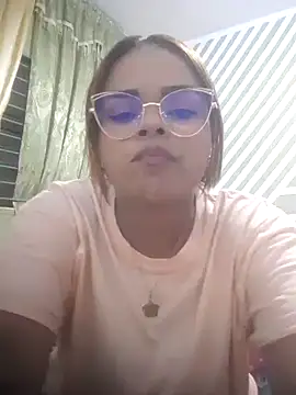 Snapshot of Evabigass chatting on 01/26/25, 06:48 Evabigass online show from 01/26/25, 06:48