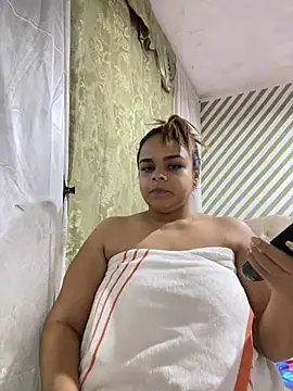 Snapshot of Evabigass chatting on 02/28/26, 09:16 Evabigass online show from 02/28/26, 09:16