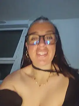lindsay 33off online show from 05/12/26, 06:54