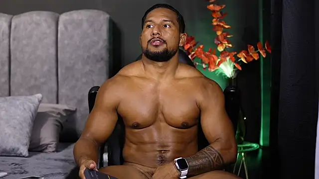 Snapshot of CallumMuscle chatting on 11/13/25, 11:42 CallumMuscle online show from 11/13/25, 11:42