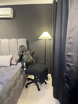 Snapshot of CallumMuscle chatting on 12/05/25, 02:53 CallumMuscle online show from 12/05/25, 02:53