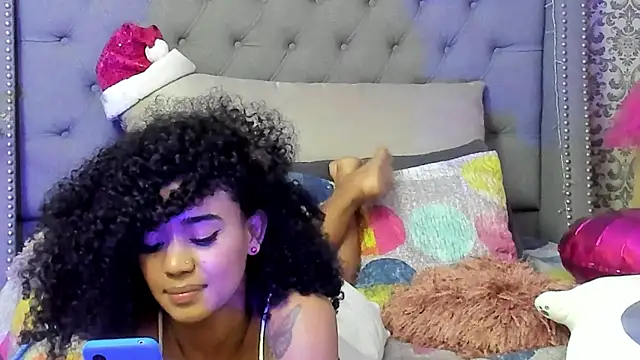 evafoxs online show from 01/05/25, 11:15