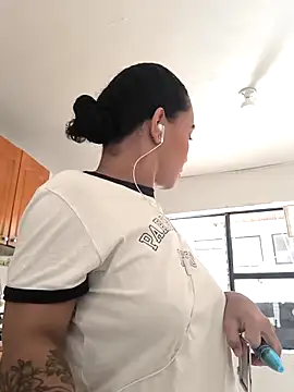 evafoxs online show from 09/10/25, 06:30