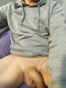 Snapshot of nextdoorneighbor chatting on 03/14/26, 12:50 nextdoorneighbor online show from 03/14/26, 12:50