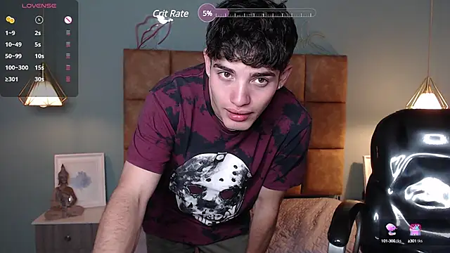 Snapshot of AlejooTwink chatting on 01/19/25, 09:13 AlejooTwink online show from 01/19/25, 09:13
