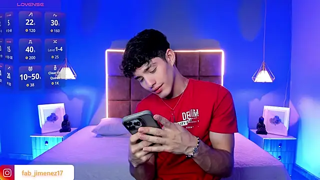 Snapshot of AlejooTwink chatting on 04/05/26, 12:41 AlejooTwink online show from 04/05/26, 12:41