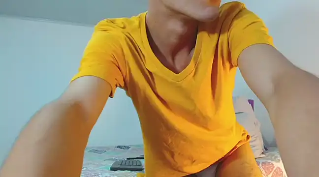 Noah tyler  online show from 12/04/24, 07:12