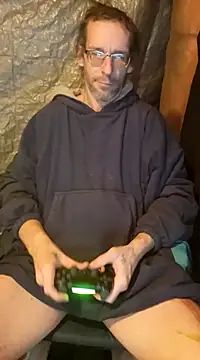 chatwatchcum online show from 01/13/25, 01:13