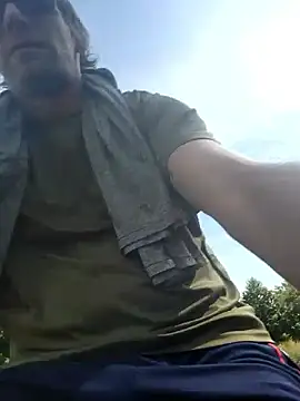 chatwatchcum online show from 09/17/25, 05:03