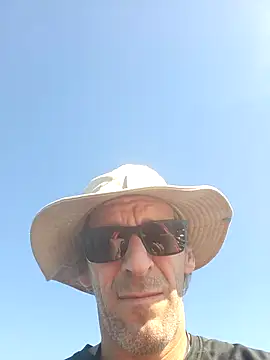 chatwatchcum online show from 10/11/25, 05:11