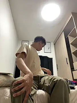 Leo bunny hot online show from 01/28/25, 02:53