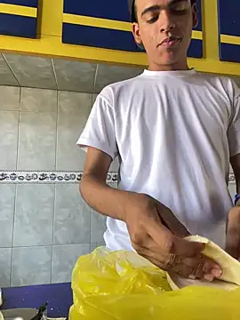 Leo bunny hot online show from 02/19/25, 05:49