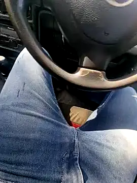 Snapshot of vivanpraj999 chatting on 01/12/25, 08:04 vivanpraj999 online show from 01/12/25, 08:04